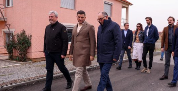 Krasniqi Modelin E Qeverisjes N Prizren Pdk Ja Ia Ofron Kosov S